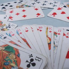 card-game-1179556_640